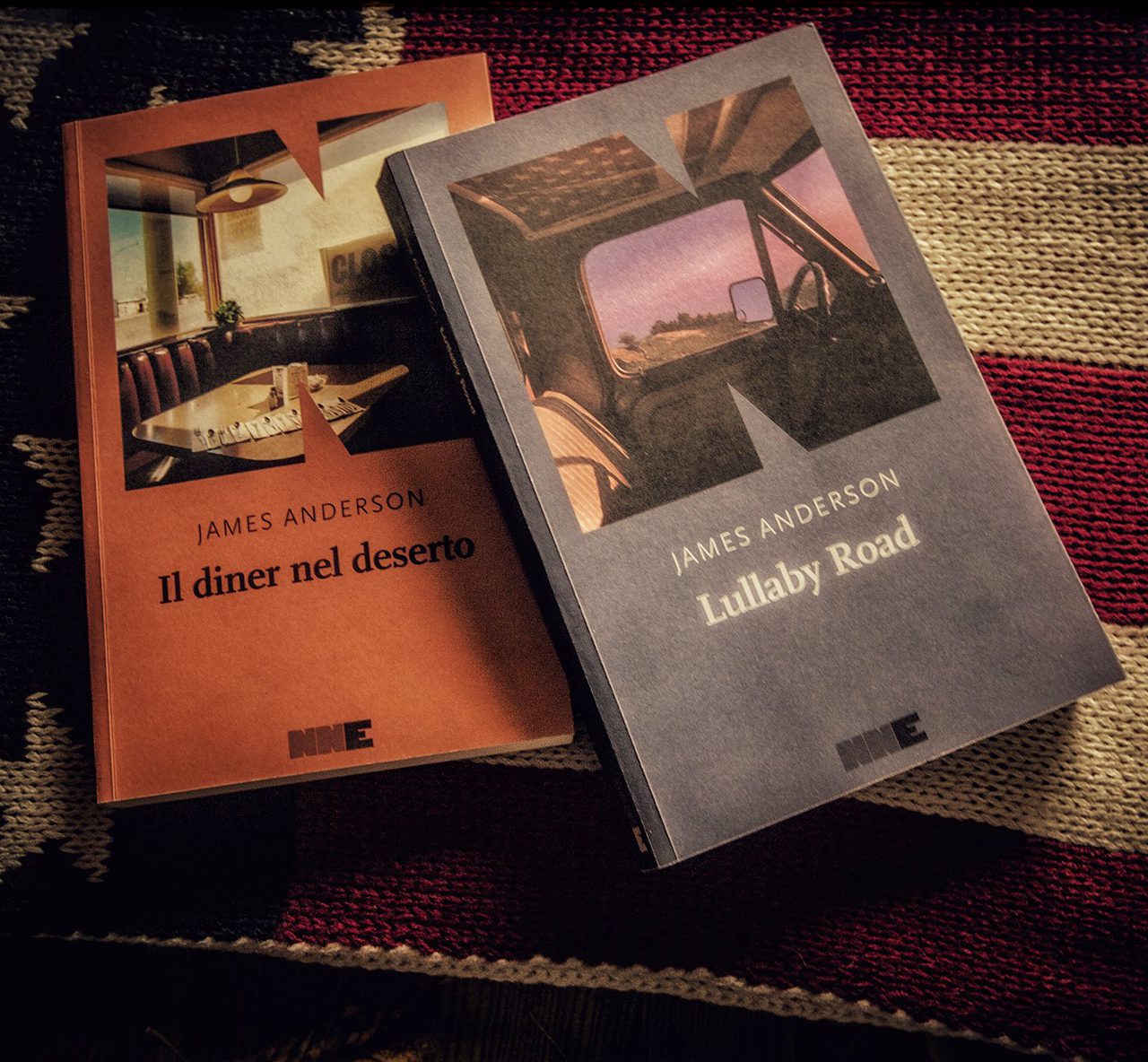 James Anderson - Il diner nel deserto | Lullaby Road recensione Antonio Boschi